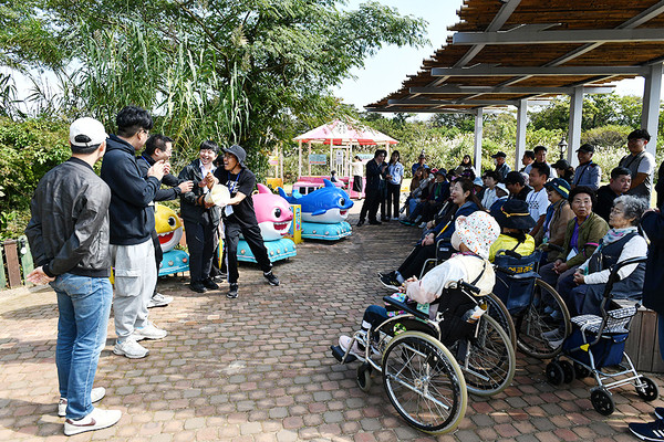 14일 진행된 장애인과 비장애인이 함께하는 2022 아름다운 동행-열 사람의 한걸음. ⓒ김환철 기자